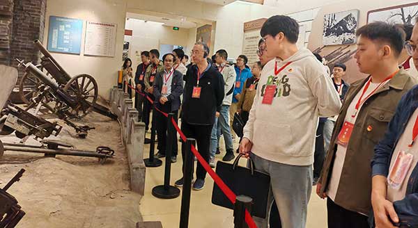 西柏坡干部学院现场教学