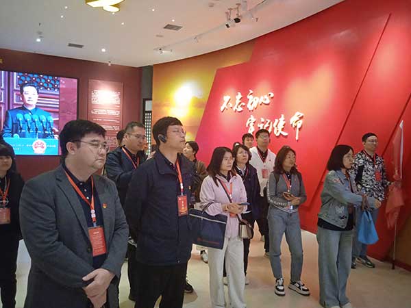 汽车工程学会赴西柏坡开展专题培训：在革命圣地汲取奋进力量