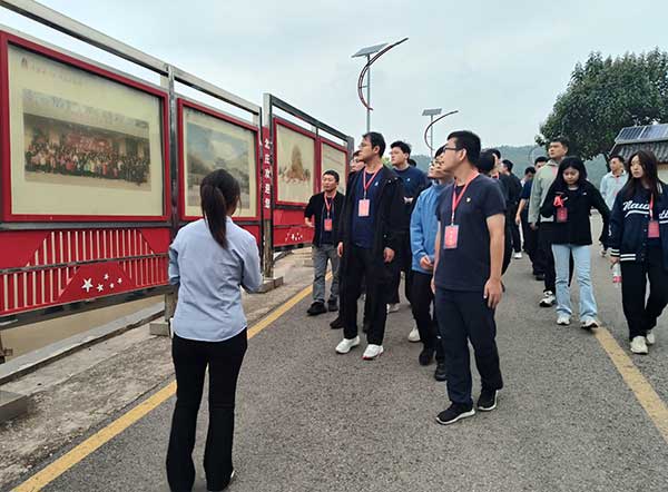 寻迹“赶考”起点：航天一院某部“青马工程”学员西柏坡精神深度淬炼