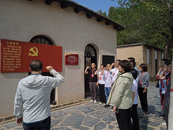 西柏坡红色教育现场教学