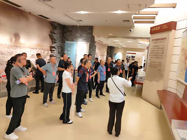 西柏坡干部学院现场教学